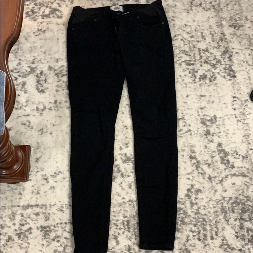 Black jeans with stretchy side